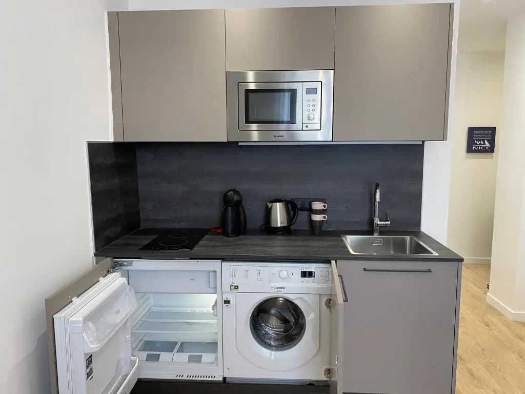 Jean Medecin - Modern And Brand New 1br Flat - photo 9
