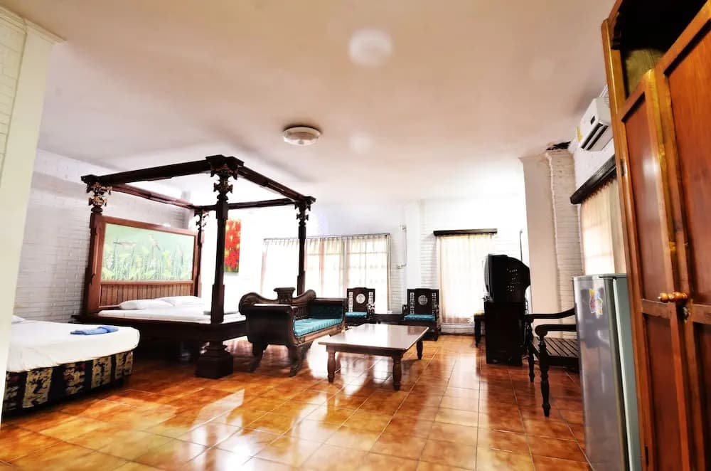 Hotel Prawita - photo 4
