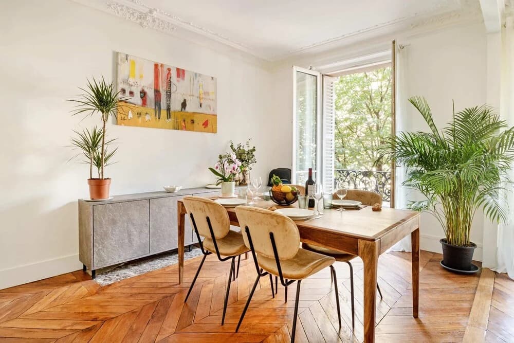Beautiful Apartment in the Center of Paris on the Island of the City - photo 13