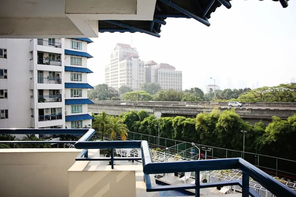 Classic Brawijaya Apartment with Pool View - photo 6