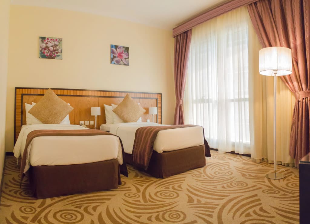 Al Majaz Premiere Hotel Apartment - photo 9