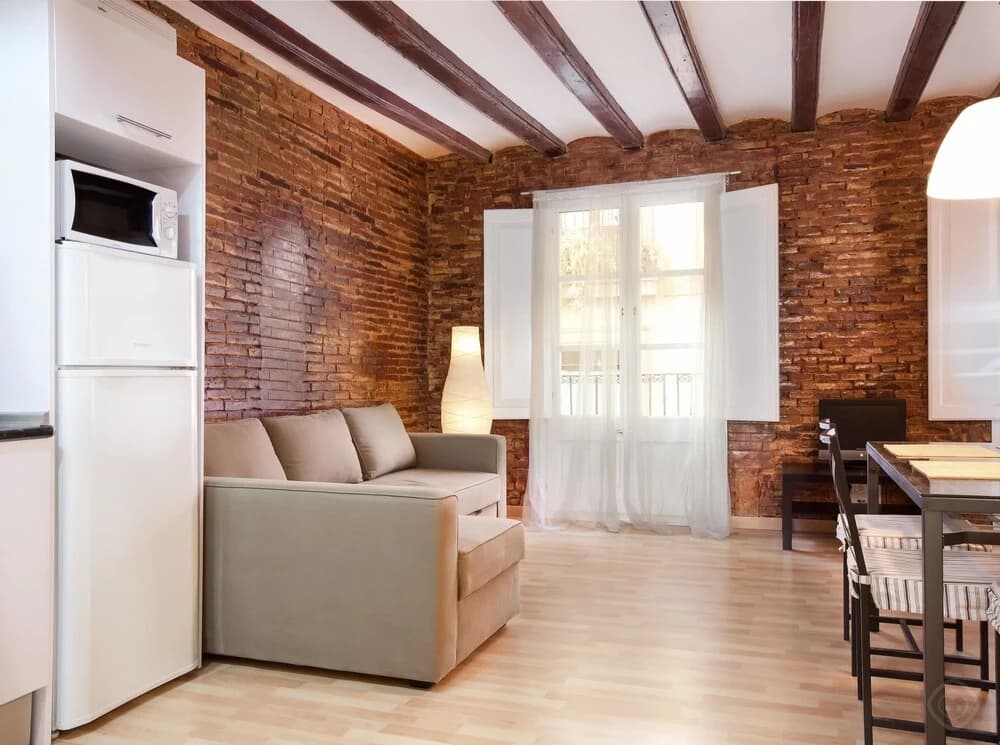 Gothic Apartments - photo 9