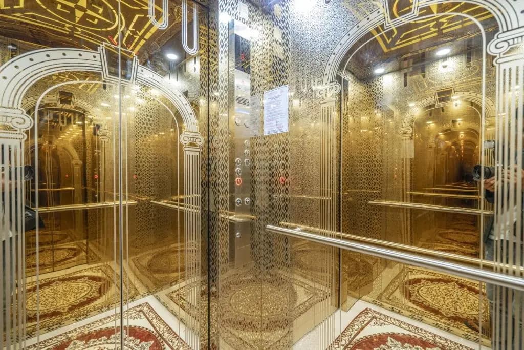 Luxury Palace Hotel - photo 11