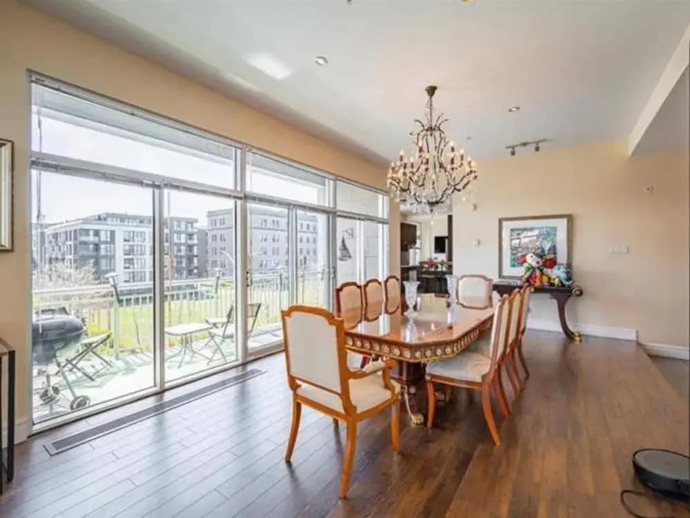 Sleeps6-apartment-parking-balcony-patio - photo 7