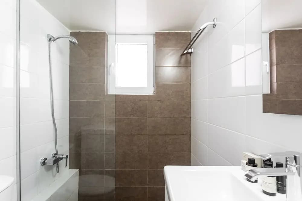 Comfy 1BR Apartment in Ampelokipoi - photo 6