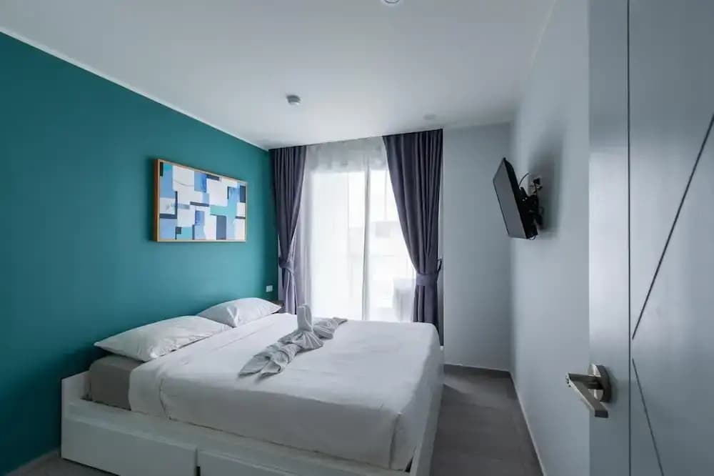 Pool View 1 Bed Apt T2-720 - photo 13