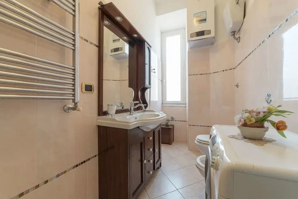 Center Apartment - photo 9