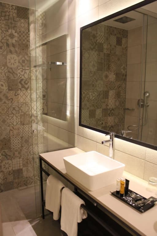 Hotel Well and Come Barcelona - photo 9