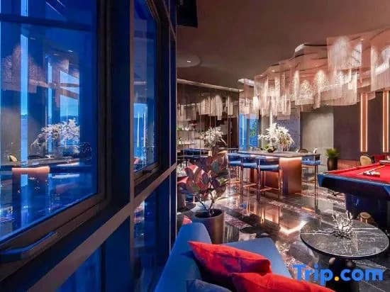 EDGE Central Pattaya Condo Near Beach & Walking Street - photo 4
