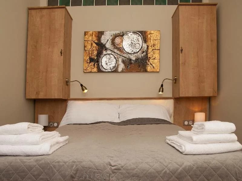 Palace Apartments - photo 2