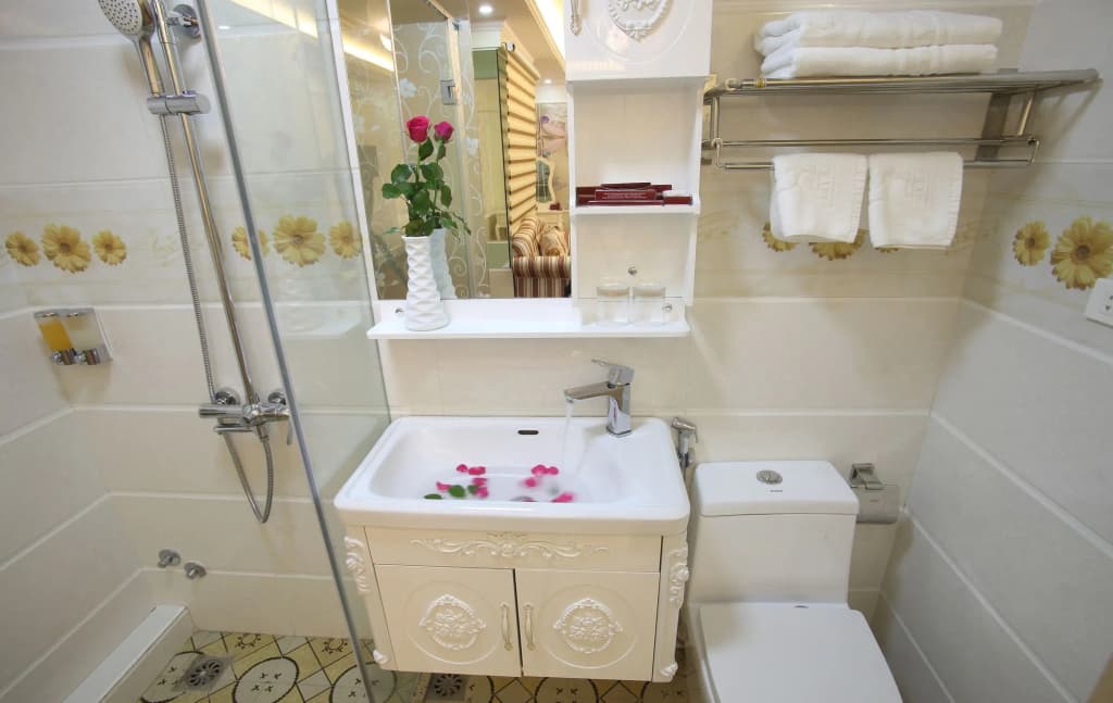 My Moon Hotel - photo 10