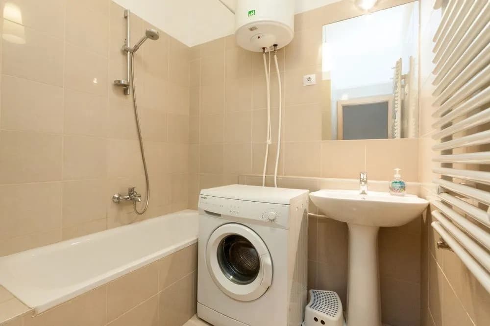Central Apartments - photo 9
