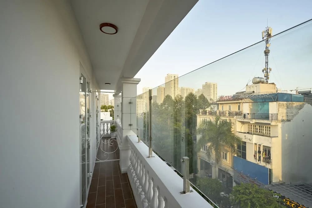 Bizu Hotel Ii - Phu My Hung District 7 - photo 16