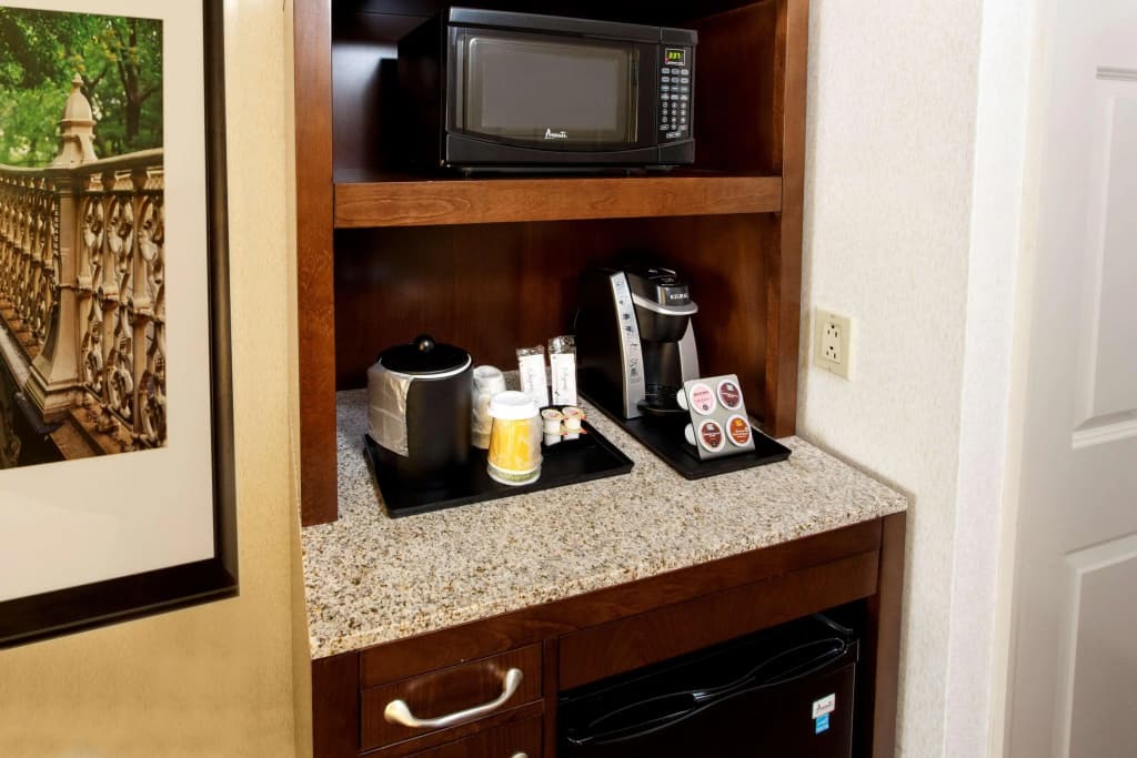 Hilton Garden Inn New York / Staten Island - photo 34