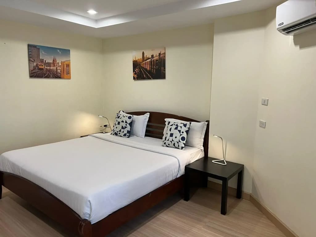 V Check Inn Sukhumvit 22 - photo 2