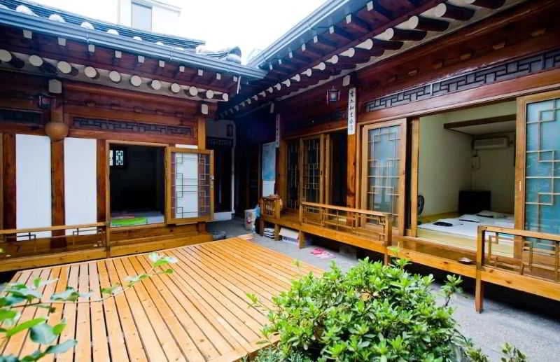 Friends House - photo 6