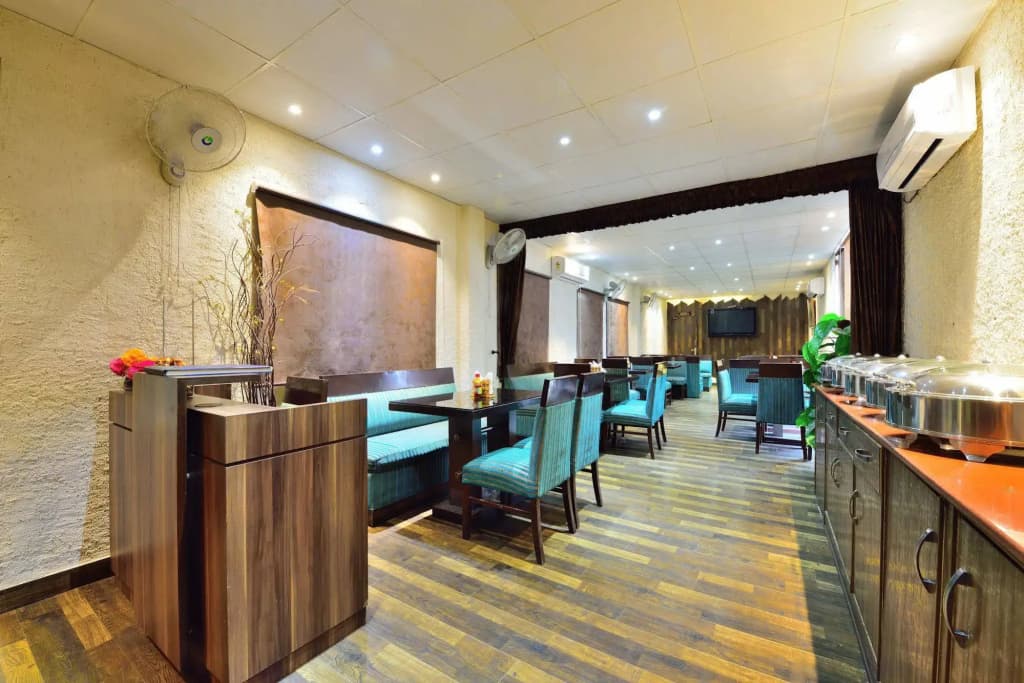 Hotel Clark Heights - photo 15