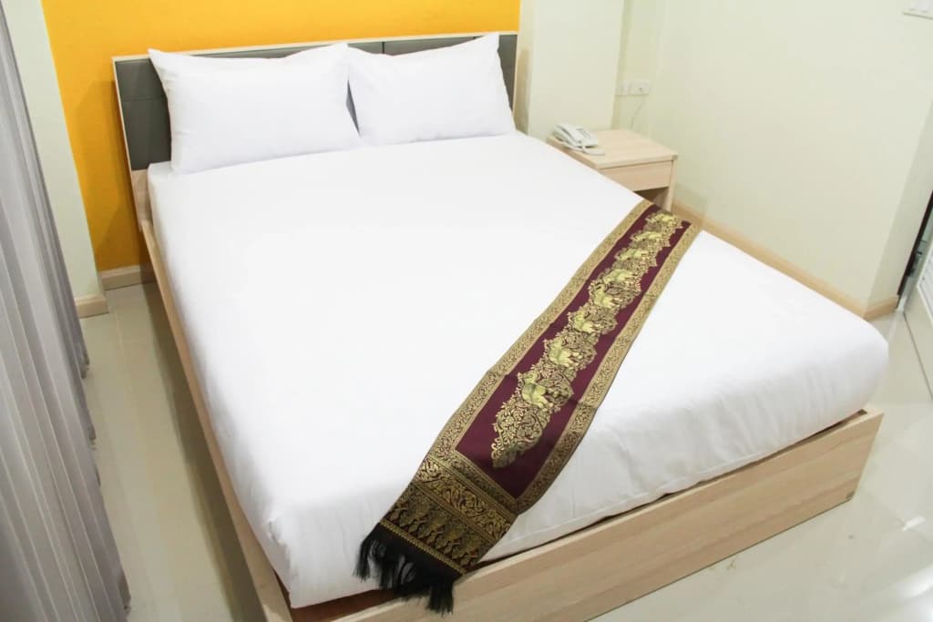 La Porte Bangkok Hotel - photo 4