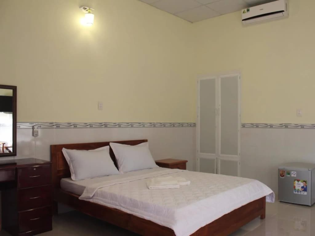 Hoa Nhat Lan Bungalow - photo 4