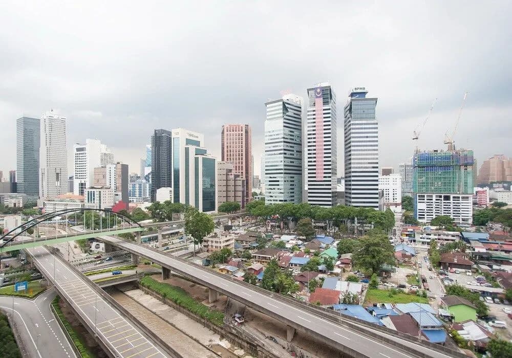 Summer Suites KLCC by Stayshare Homes - photo 19