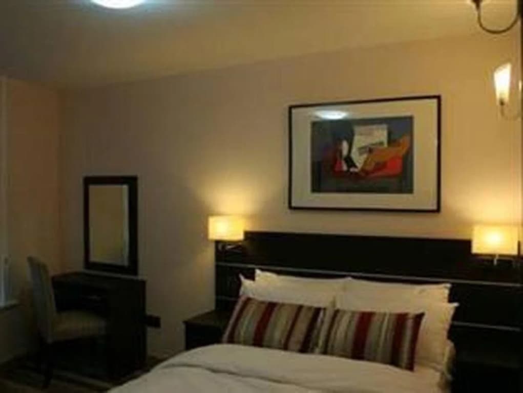 Baytree Hotel - photo 3