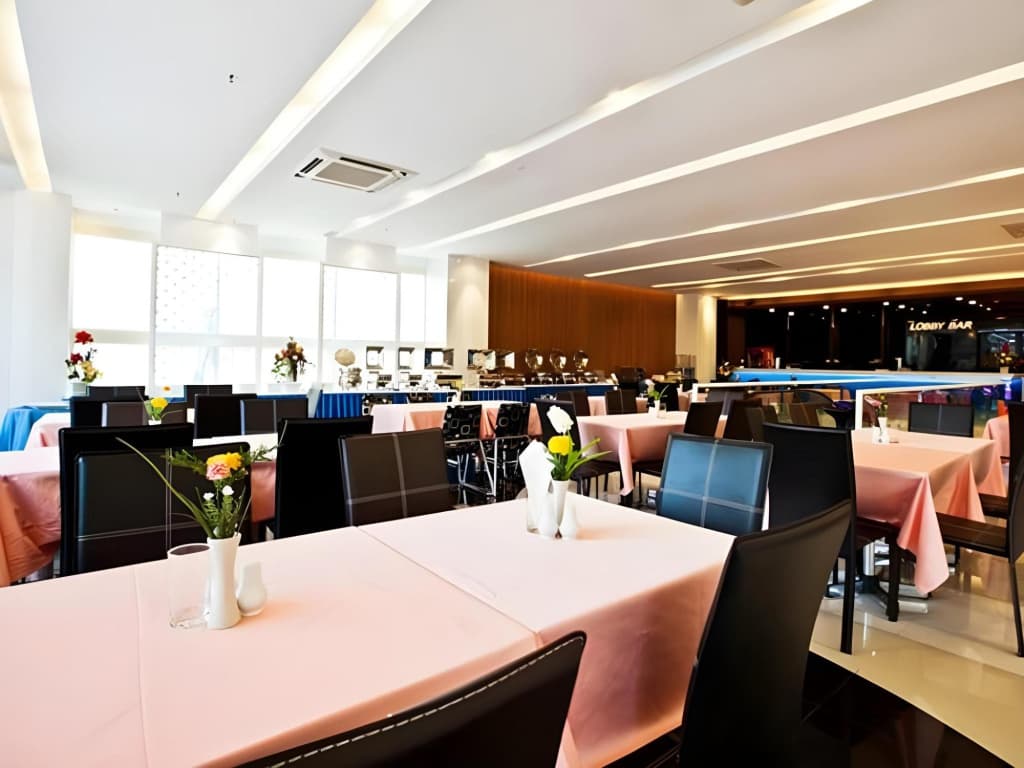 Metro Resort Pratunam - photo 14