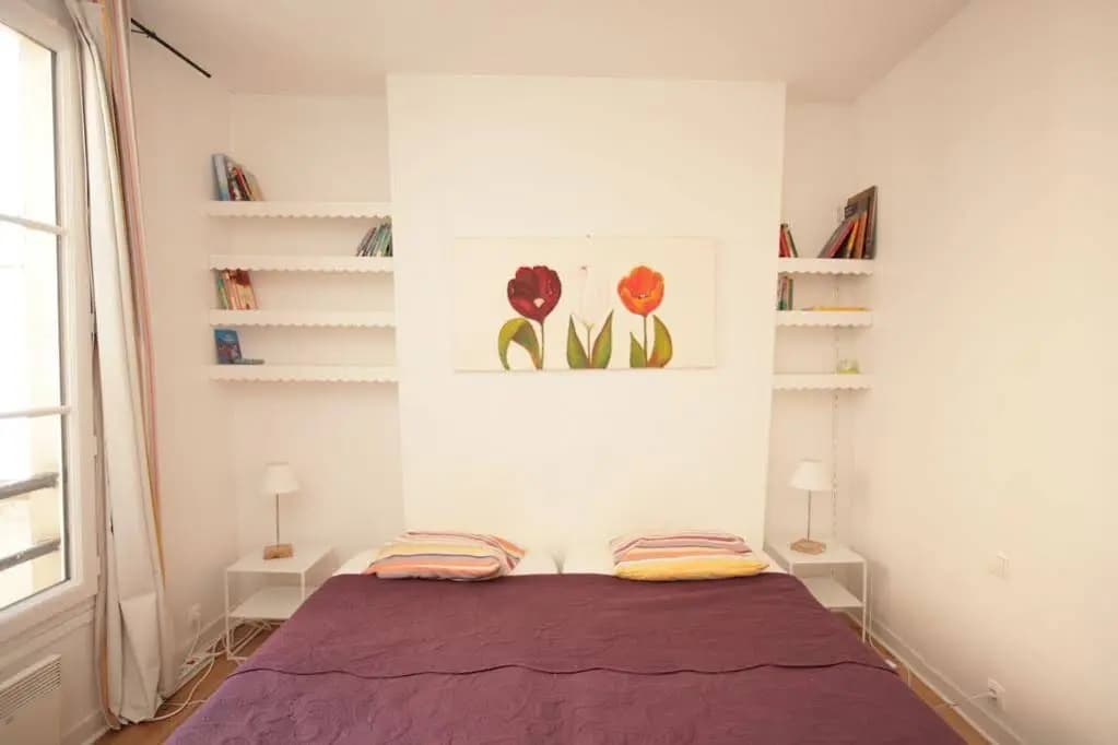 Sunny Saint Germain 1 Bdrm (158) - photo 2