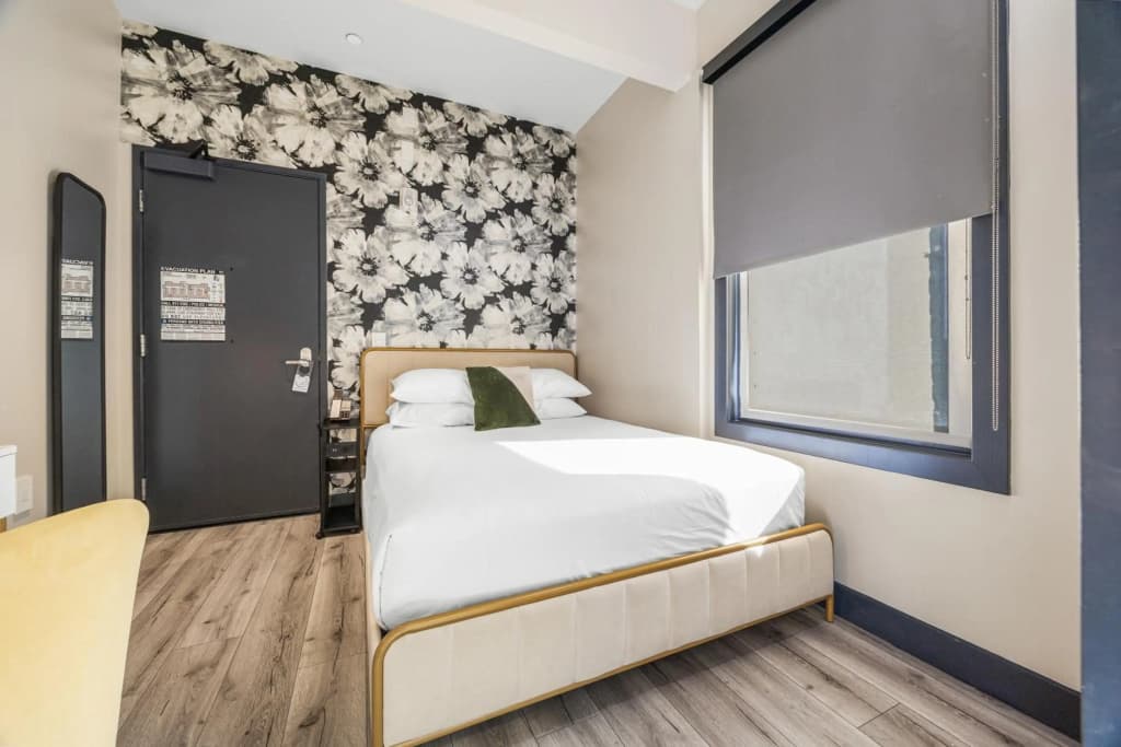 Hotel EPIK - photo 6