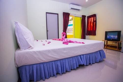Baan Prasert Guesthouse - photo 3