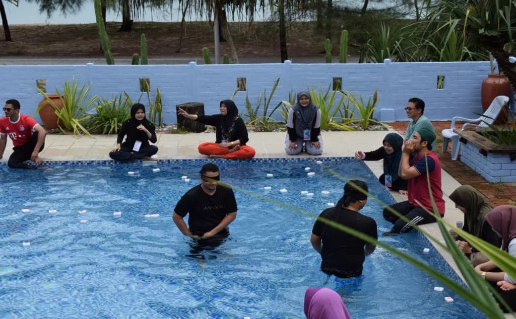 Pandan Laut Beach Resort - photo 12