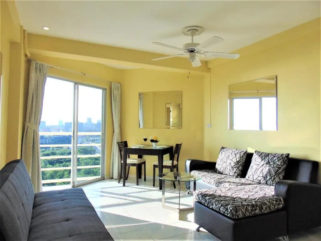 Pattaya Jomtien Holiday Apartments in Jomtien Beach Condominiums - photo 2