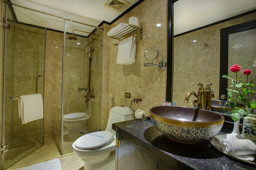 Lavender Central Hotel & Spa - photo 9