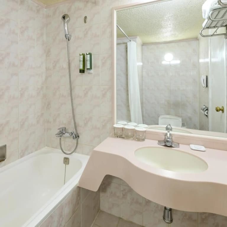 Hotel President - photo 38