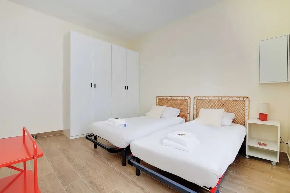 Charming Apartment - 2br/6p - Paris Center - photo 4