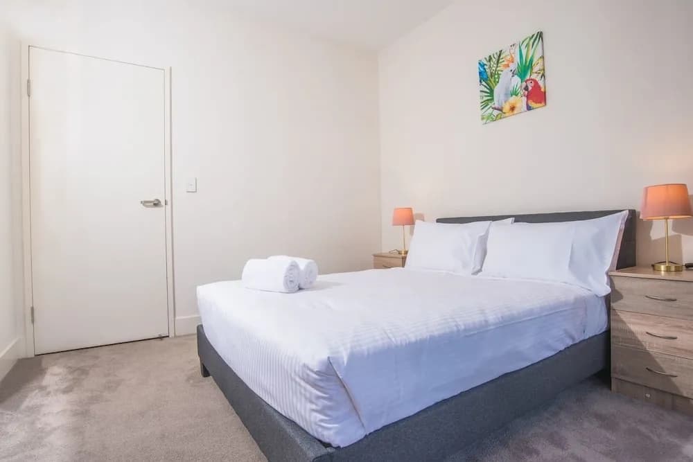 Relaxing Parramatta Apartment With Parking - photo 5