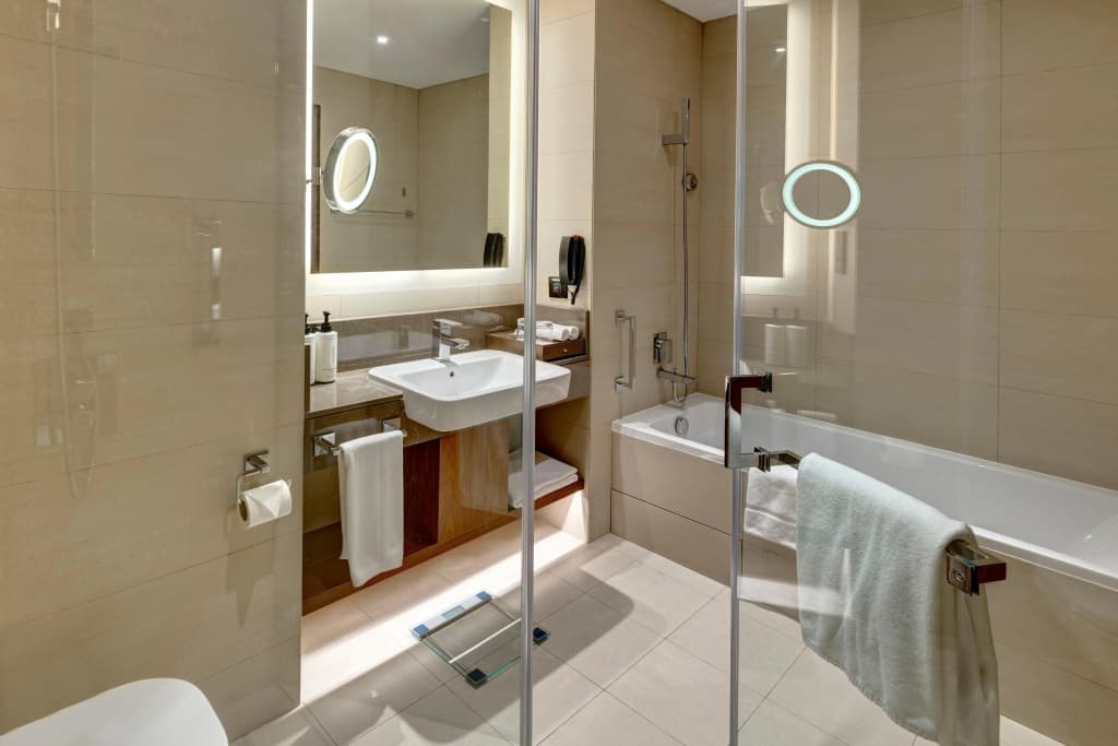Crowne Plaza Muscat Ocec by IHG Hotel - photo 24