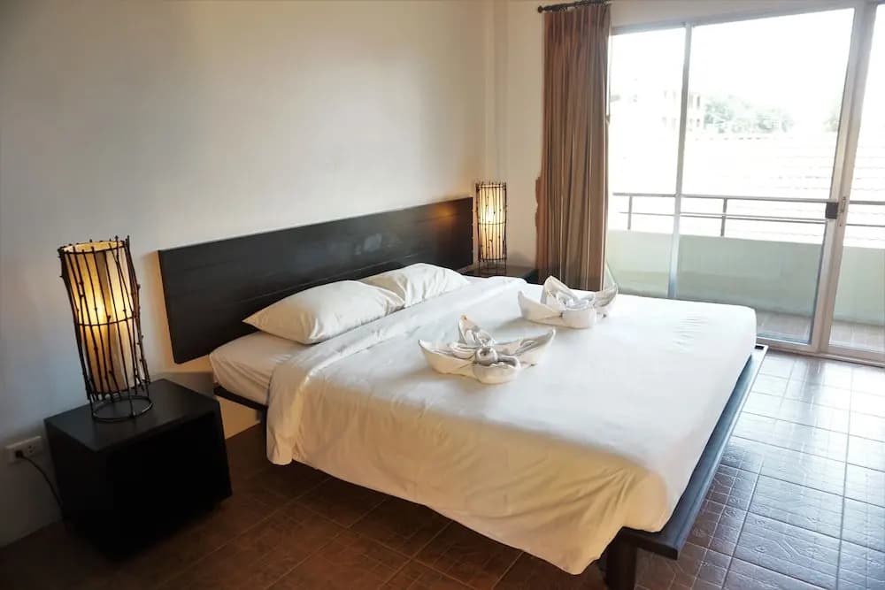 Phompassorn Apartment - photo 4