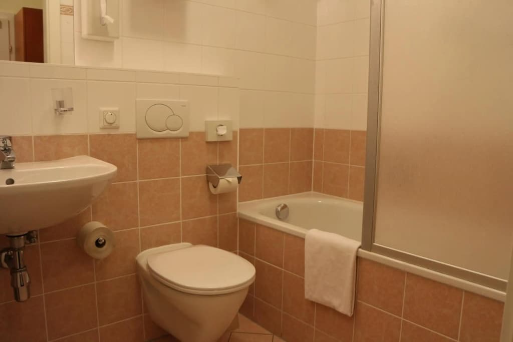 SUITE HOTEL 900m ZUR OPER - photo 10