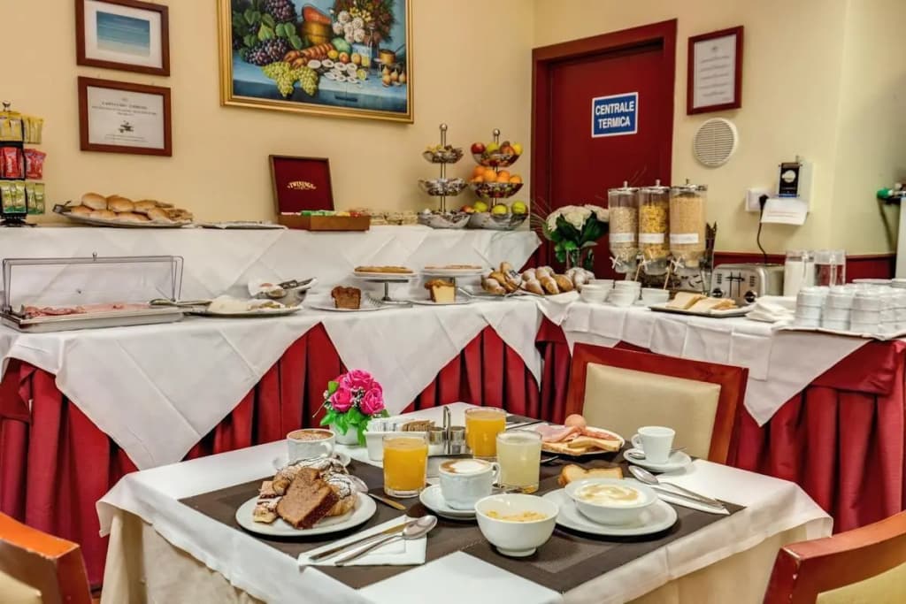 Flower Garden Hotel Rome - photo 18