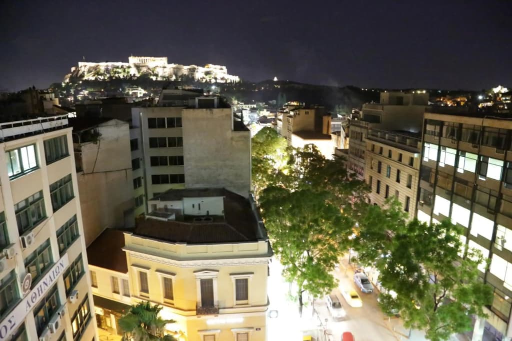 Flat in Monastiraki with stunning view of Acropolis - photo 1