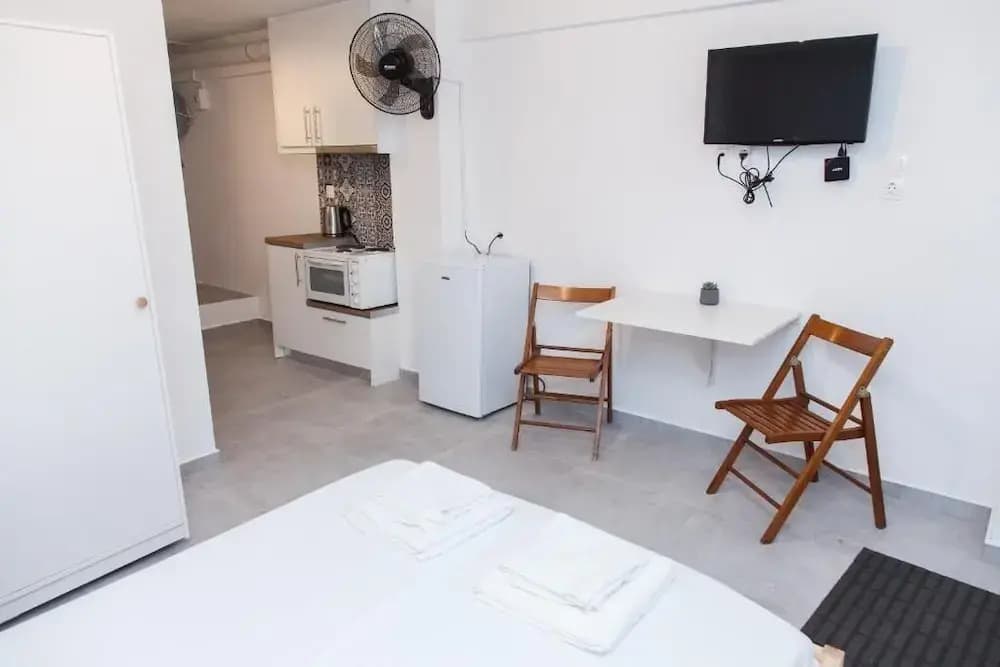 Cozy studio in Athens - photo 12