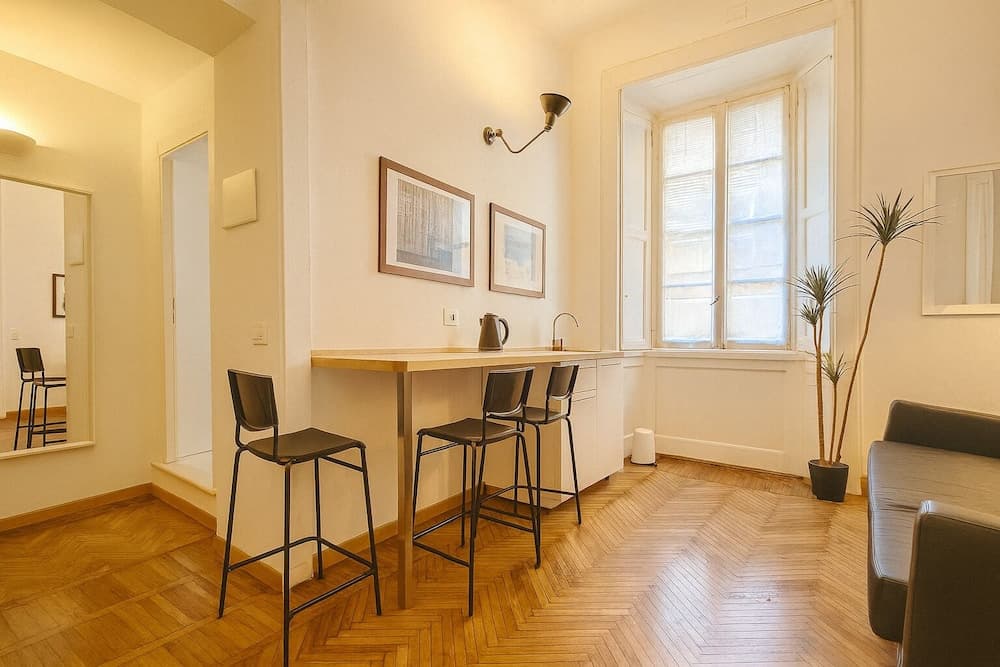Casa Milano Classic Elegance with Balcony - photo 9