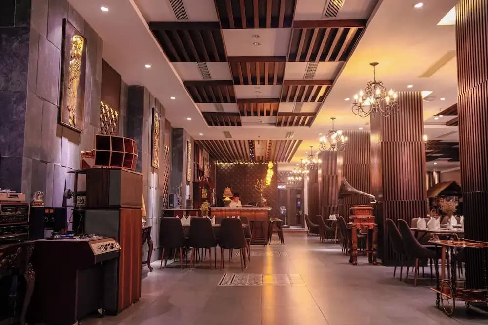 Dong Duong Hotel & Suites - photo 29