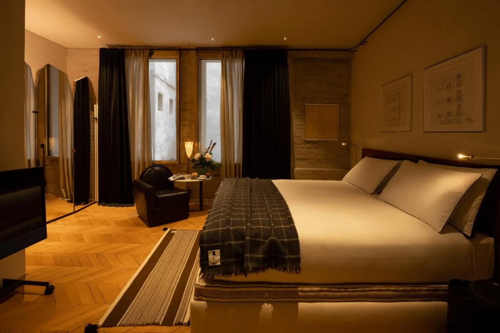 The Venice Venice Hotel - photo 13