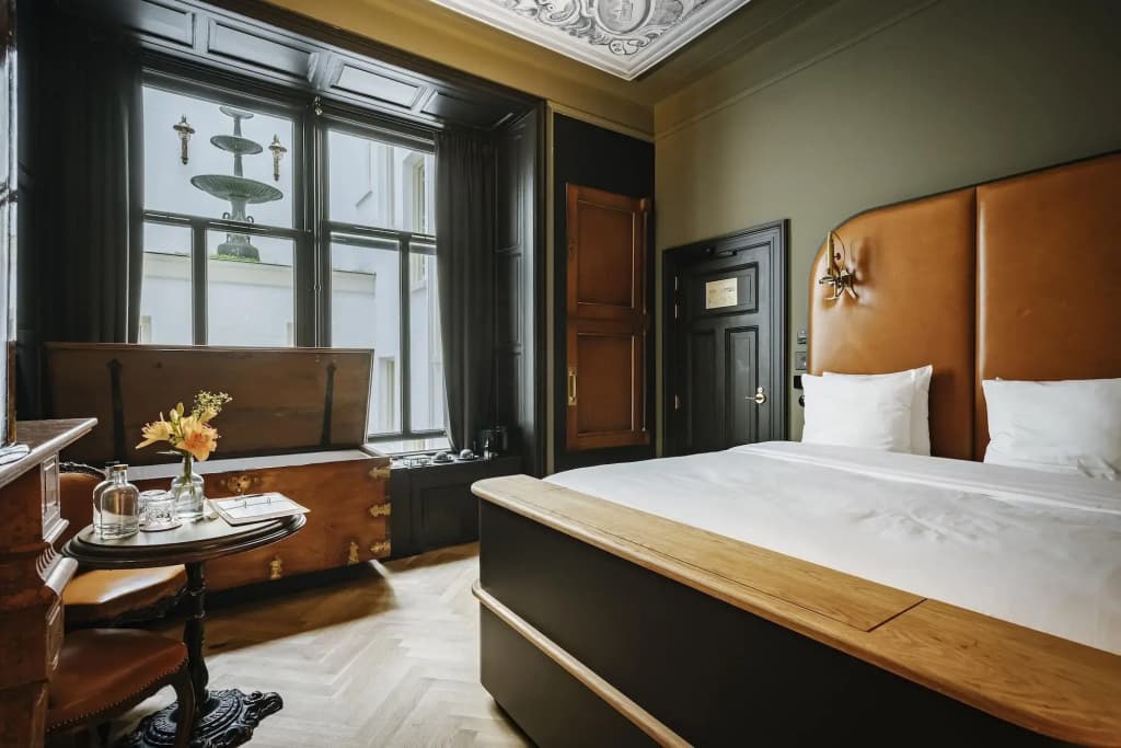 Hotel The Noblemen - photo 3
