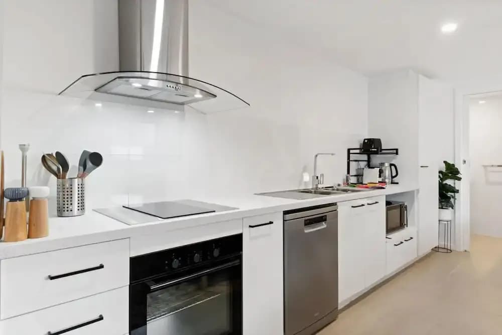 Cozy 1-bed Studio Near Cafes and Shops - photo 10