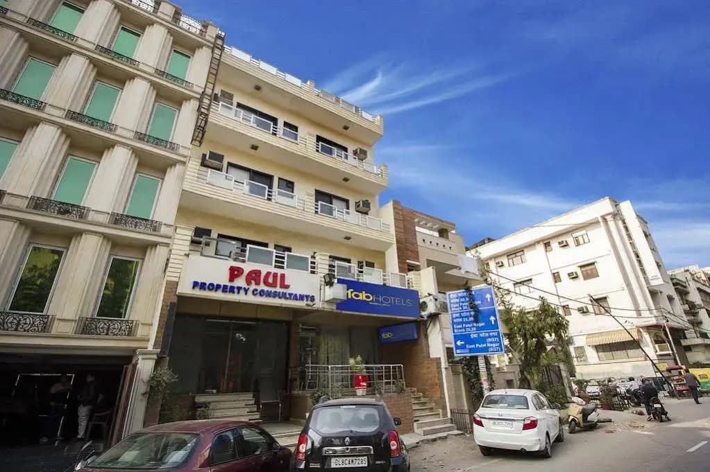 FabHotel Nagpal Palace - photo 1