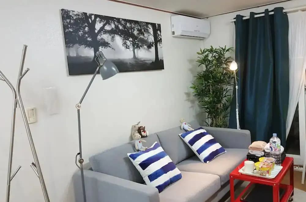 JJ's Studio in Hongdae - photo 40