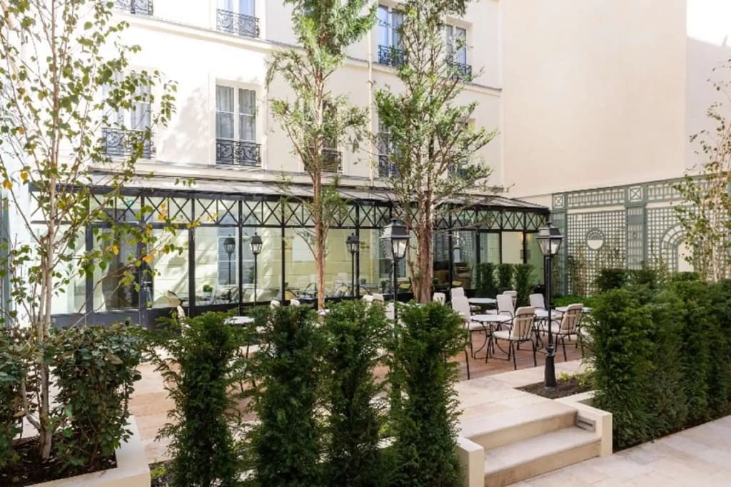Hotel Lord Byron - main photo