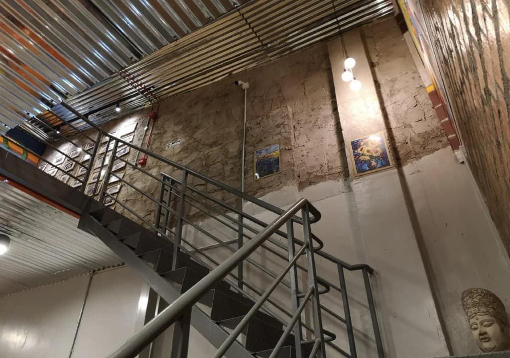 Iron Inn - Hostel - photo 4